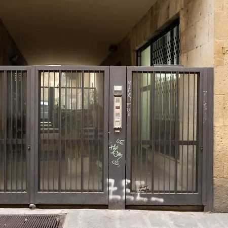 Pitti Deluxe شقة *